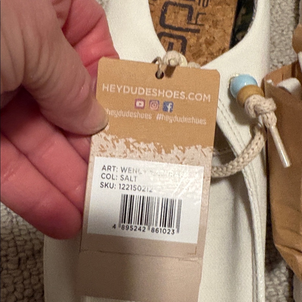 NWT Hey Dude Wendy Natural Shoes - Size 8 - Picture 4 of 8